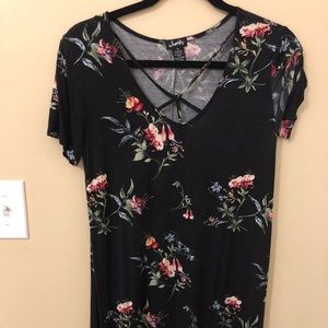 Cross cross T-shirt dress